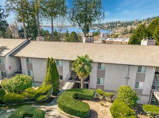 11633 100th Ave NE #B-6, Kirkland, WA 98034