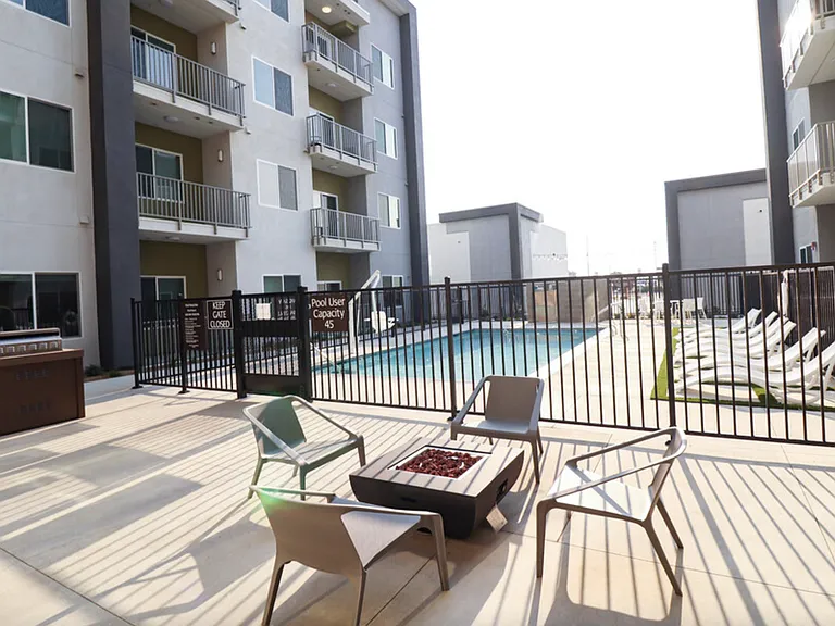 The Lawler Apartment Homes — Photo 36