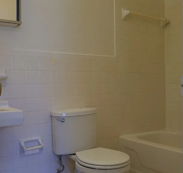 301 Piedmont St — Photo 1