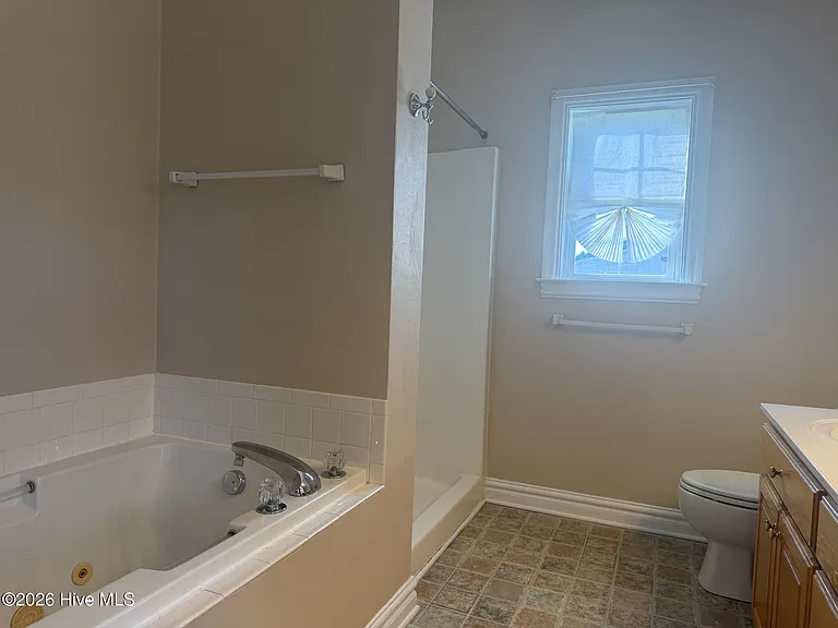 121 Scotland Rd — Photo 16
