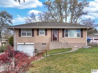 6220 Nebraska Ave, Omaha, NE 68104