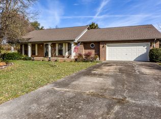 2101 Colby Dr, Maryville, TN 37803