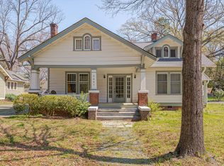 2607 Chapel Hill Rd, Durham, NC 27707