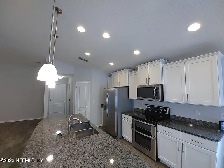 208 Midway Park Dr — Photo 19
