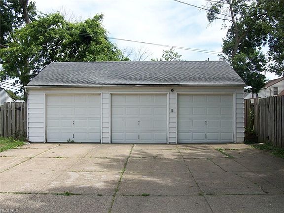 5th image of 12205 Oak Park Blvd