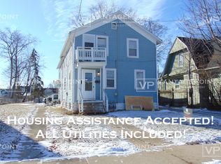 1124 Crooks St, Green Bay, WI 54301