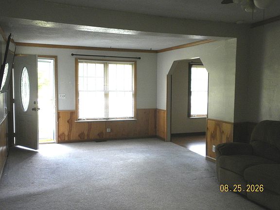 4th image of 8015 Vassar Rd