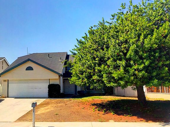 2nd image of 13101 Pavillion Ct