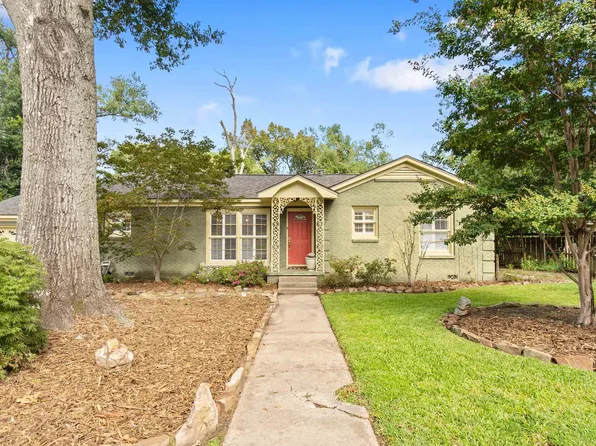 1738 Sampson Dr, Tyler, TX 75701