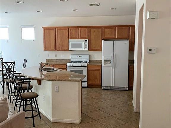 3rd image of 2306 Malaga Peak St