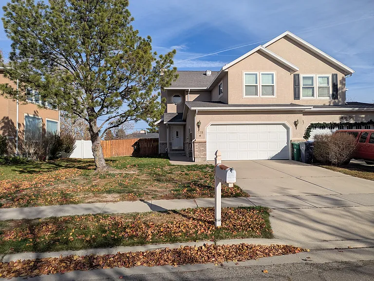 739 E Village Way N — Photo 26