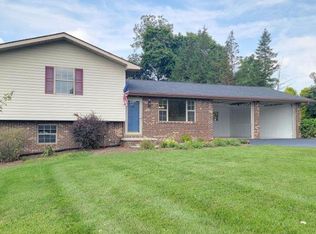 221 Rutherford Dr, New Tazewell, TN 37825