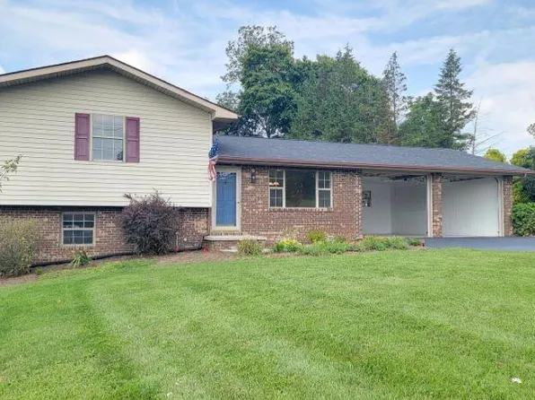 221 Rutherford Dr, New Tazewell, TN 37825