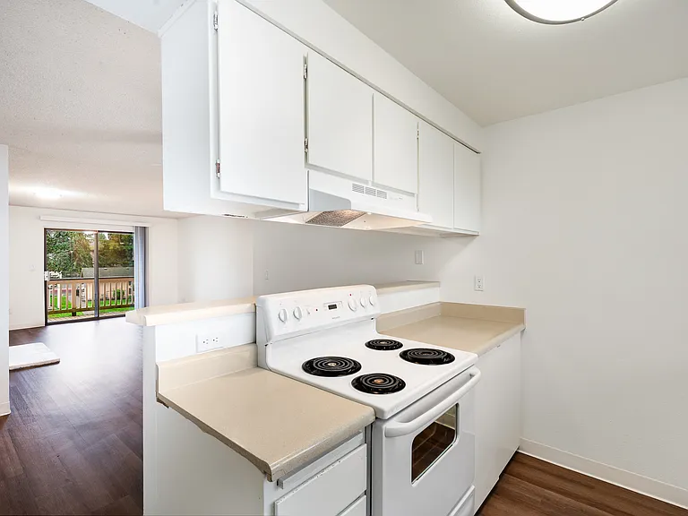 Crystal Springs Apartments — Photo 64