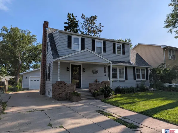 1436 Cheyenne St, Lincoln, NE 68502