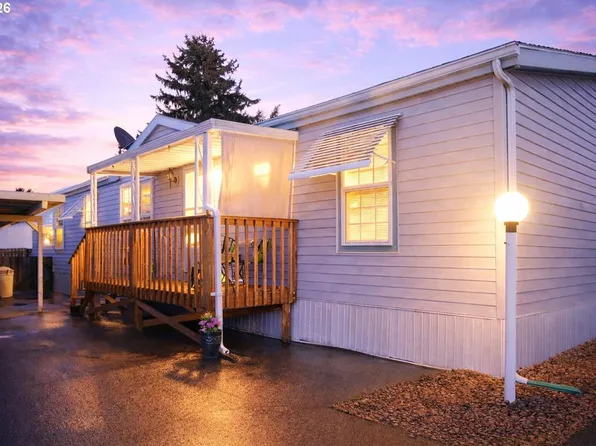 32935 SW Oakview Ct, Cornelius, OR 97113