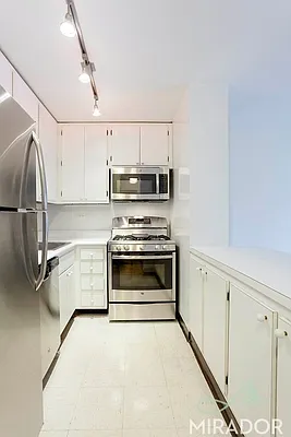 Rented by Mirador Real Estate | media 38