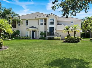 5021 Maxwell Cir APT 101, Naples, FL 34105