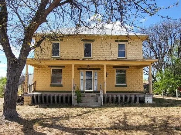 317 N Ferlen Ave, Sharon Springs, KS 67758