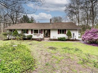 406 Birch Mountain Rd, Glastonbury, CT 06033