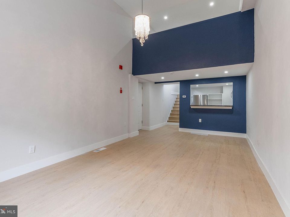 1st image of 4522 Baker St #2