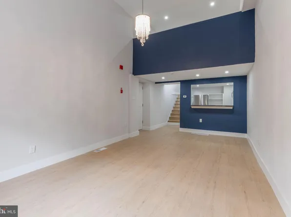 4522 Baker St, Philadelphia, PA