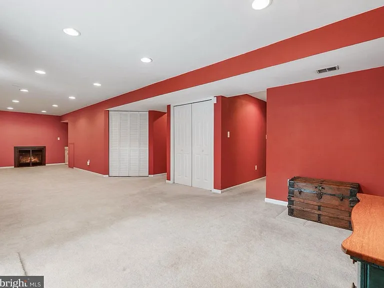 2805 Erics Ct — Photo 28