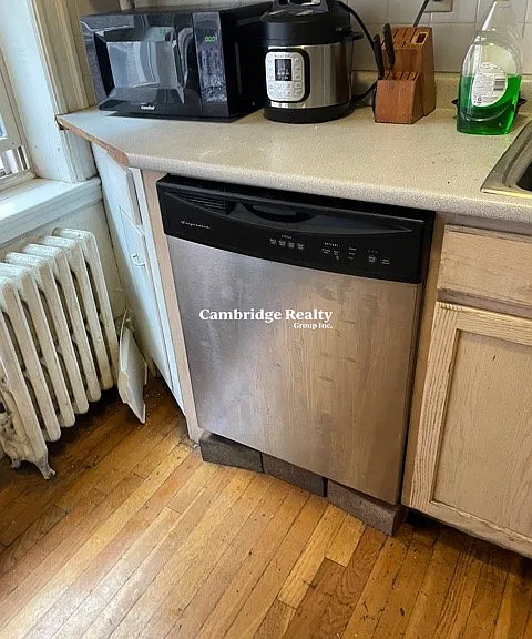 93 Chester St #3T — Photo 3