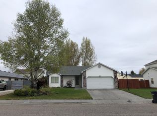 242 Leesburg Ln, Idaho Falls, ID 83404