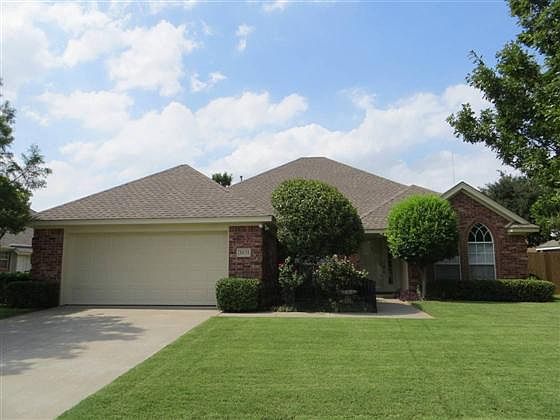 1st image of 3031 Whitehall Ln