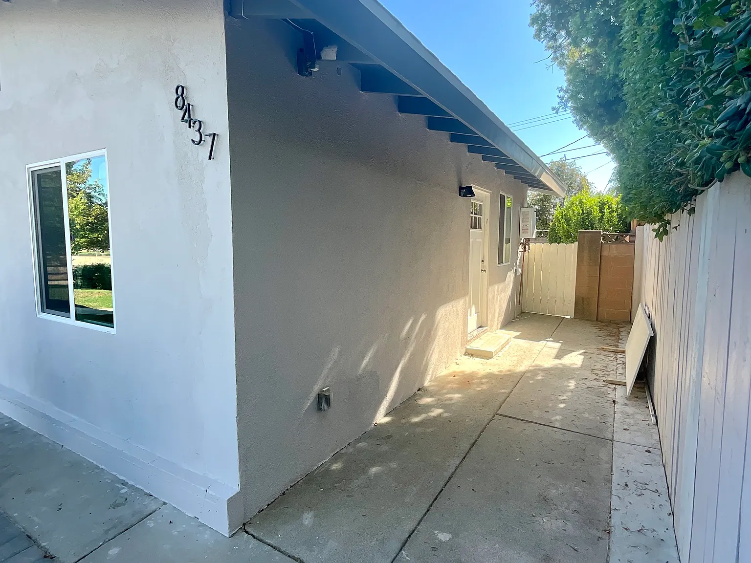 8437 Nevada Ave — Photo 1