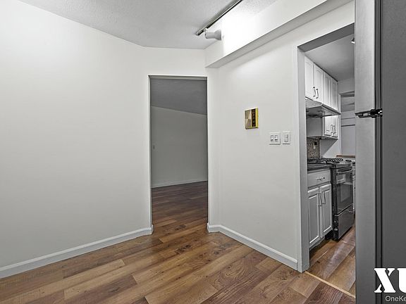 4th image of 43-10 Kissena Boulevard #2