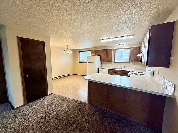 4th image of 4832-38 Basswood Dr #4832