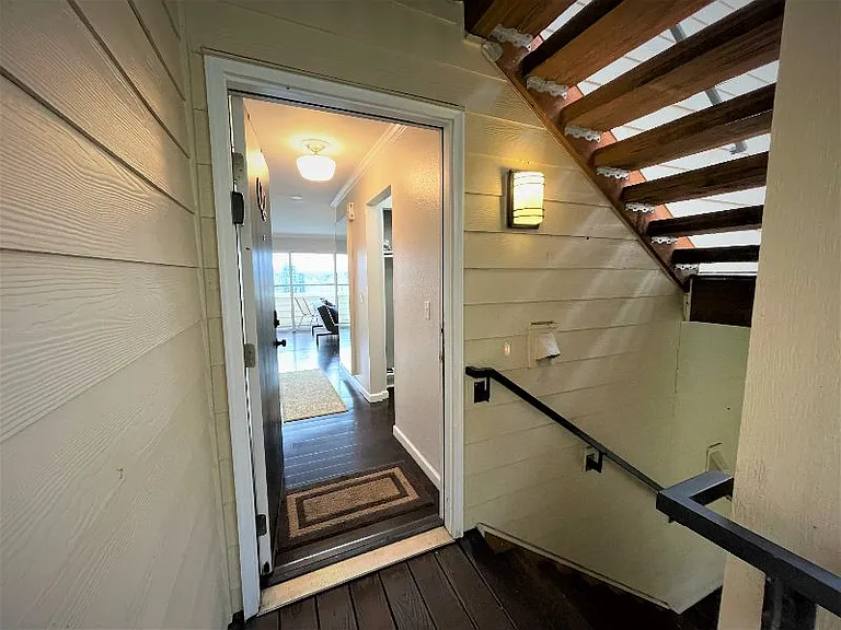 3515 SW Barbur Blvd #Q2 — Photo 3