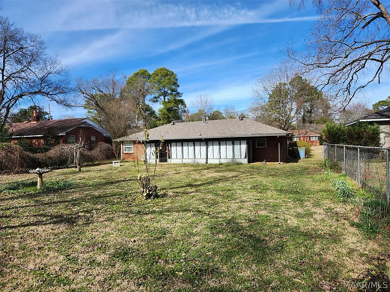 2814 Ashley Ave — Photo 52