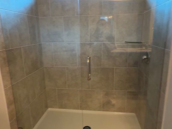 5th image of 4830 Hawkins Dr