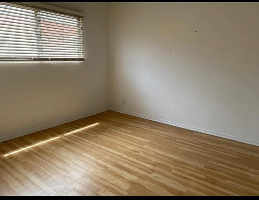 1507 Federal Ave — Photo 4