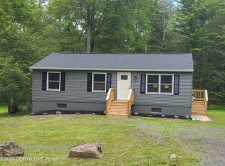 1531 Black Birch Way, Tobyhanna, PA 18466