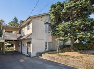 7707 McGregor Ave, Burnaby, BC V5J4H4