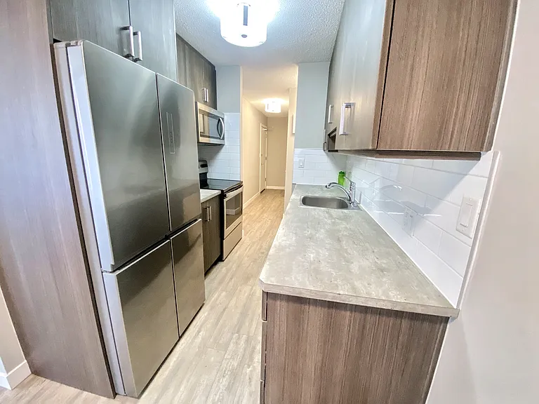 824 13th Ave SW — Photo 26