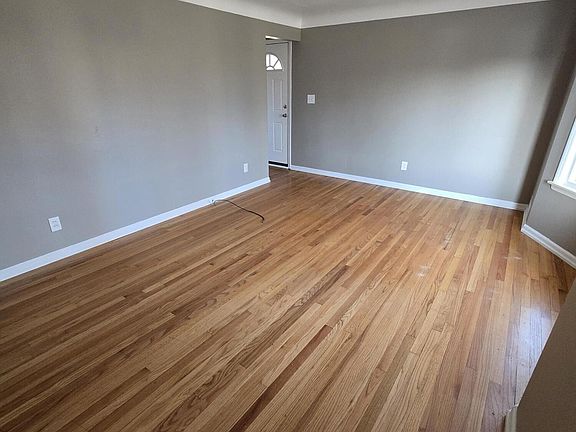 3rd image of 1037 Stewart Ave