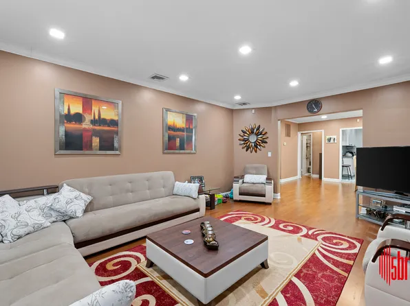 15 Van Sicklen Street image 4 of 38