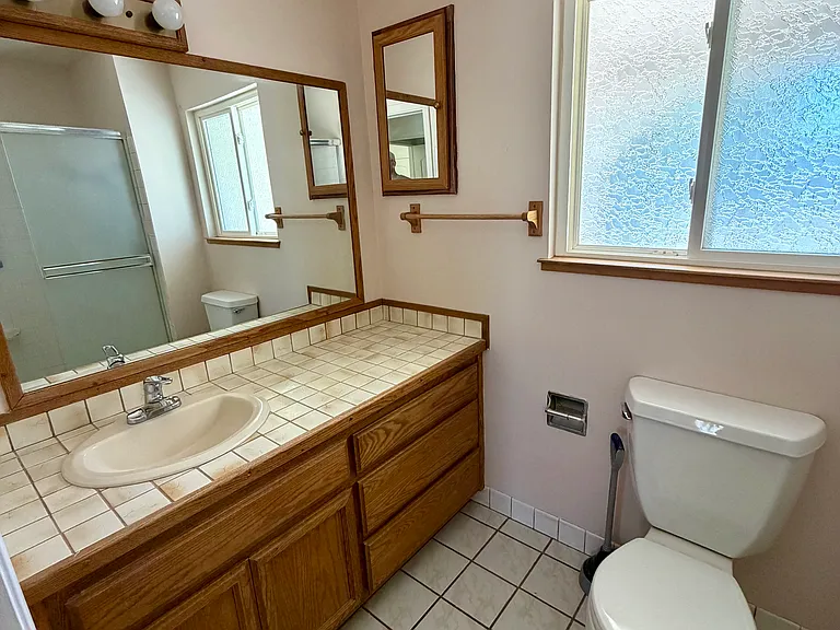 158 Rainier Cir — Photo 12
