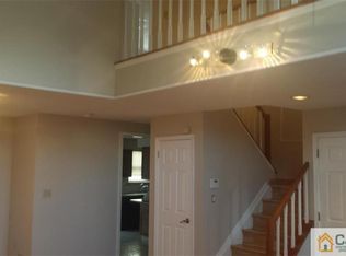 154 Primrose Ln, Freehold, NJ 07728