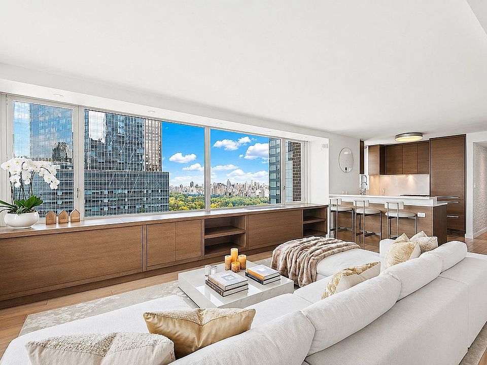 1st image of 322 W 57th St APT 42H3