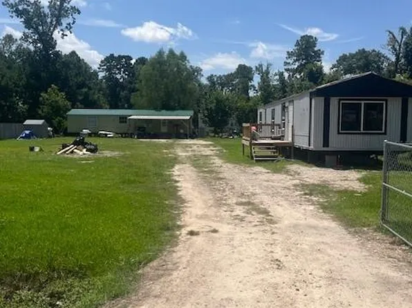 21580 Morris St, New Caney, TX 77357
