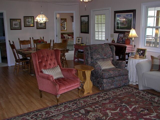 2nd image of 169 Highview Dr