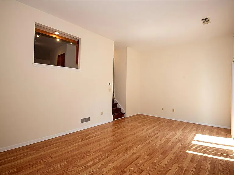 8324 Willow Run — Photo 18