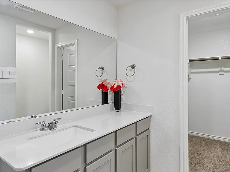9721 Daisy Mae Ln — Photo 10