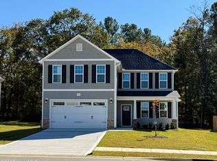 112 Ironbark Dr, Raeford, NC 28376